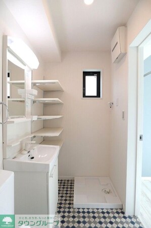 ユニヴェール西新井の物件内観写真